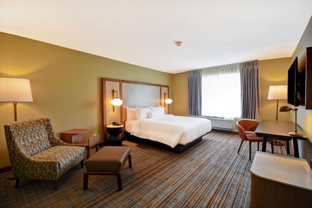 Fairfield Inn & Suites By Marriott Milwaukee North Glendale Exterior foto